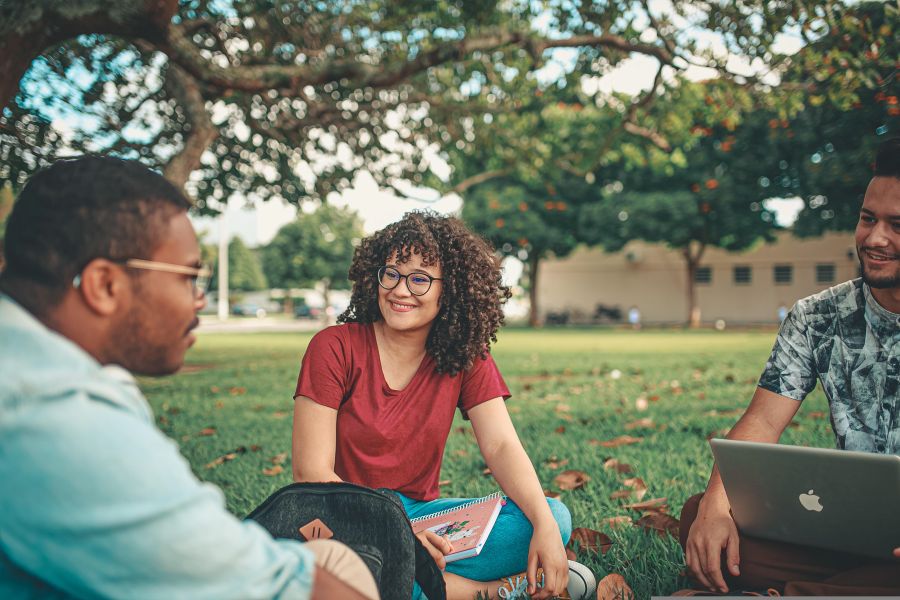 You are currently viewing Finding Your Feet in a New Country: How to Tackle Homesickness as an International Student